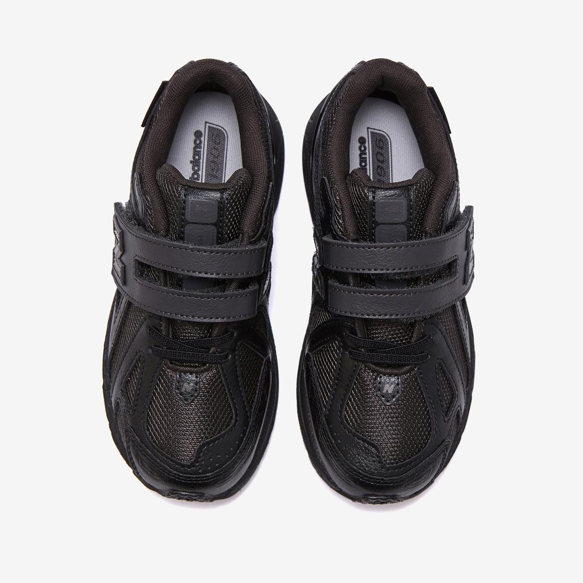 (19)Black