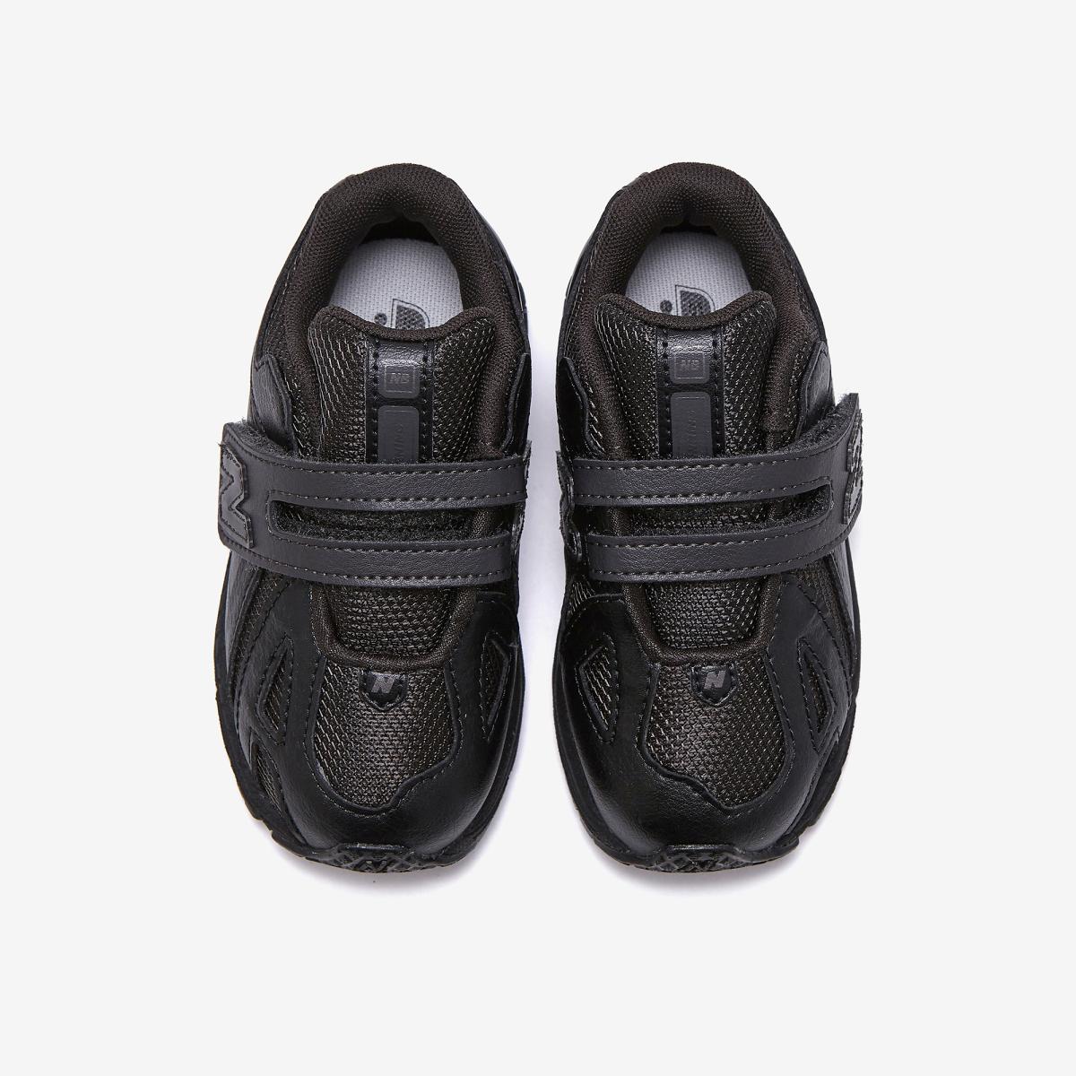 (19)Black
