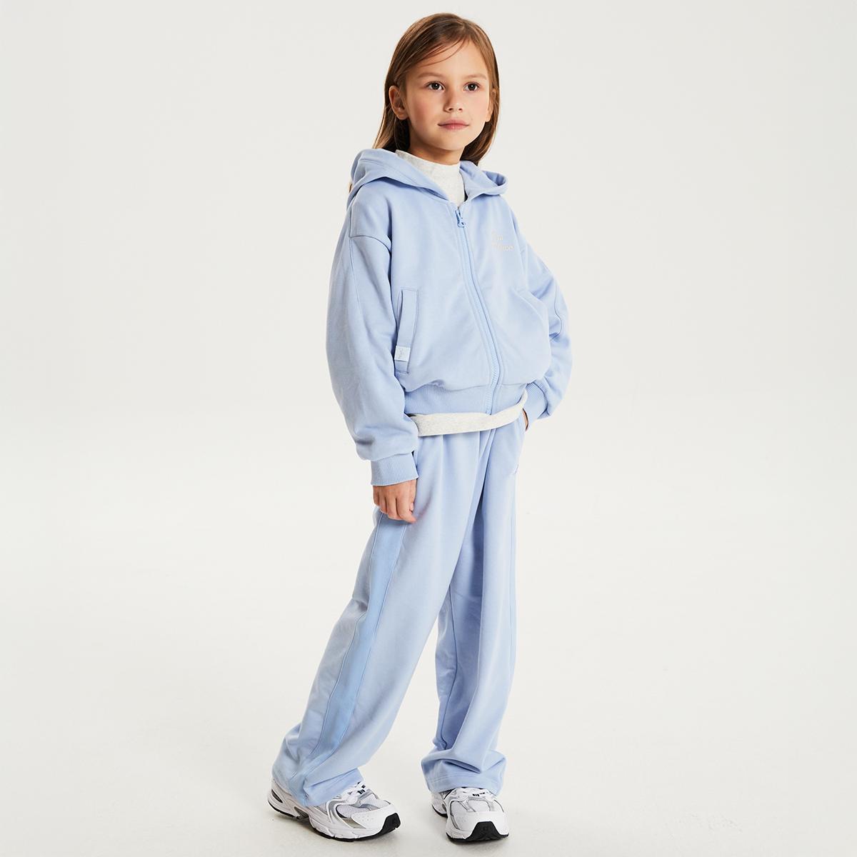 (51)Light Blue