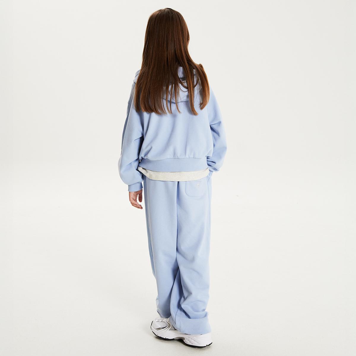 (51)Light Blue