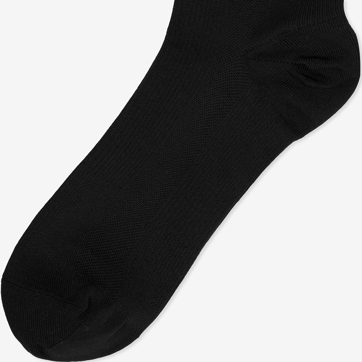 (19)Black