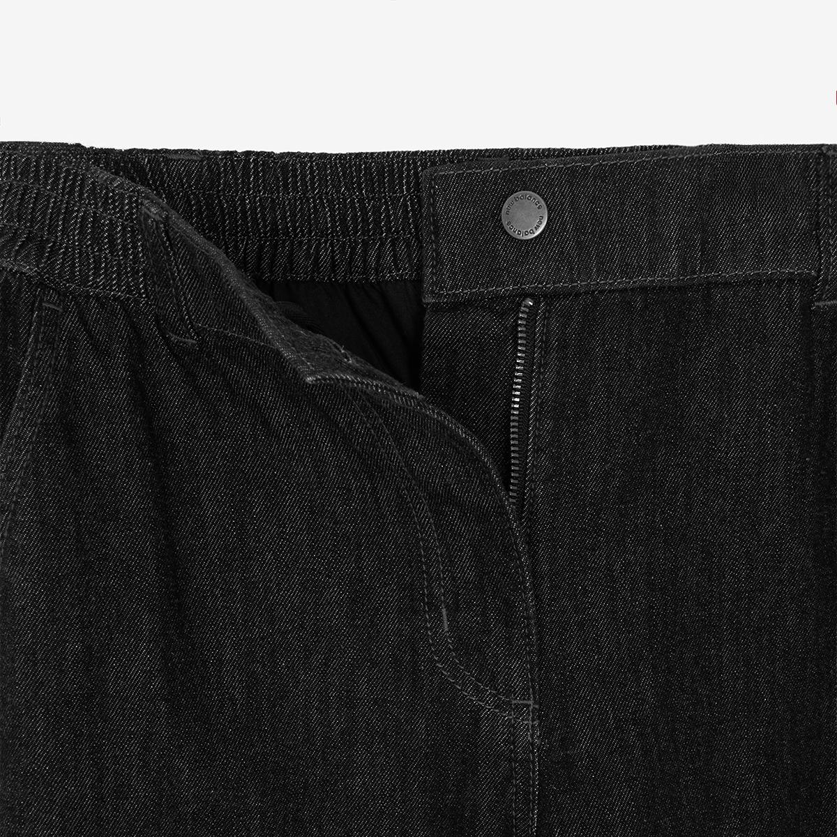 (19)Black