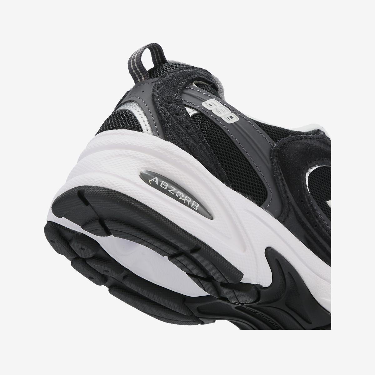(19)Black