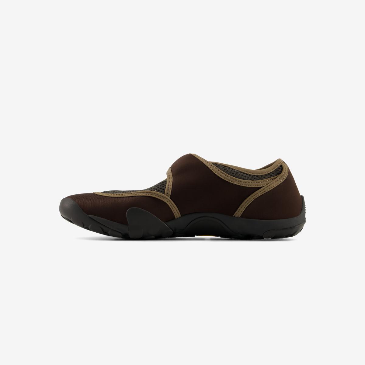 (85)Brown