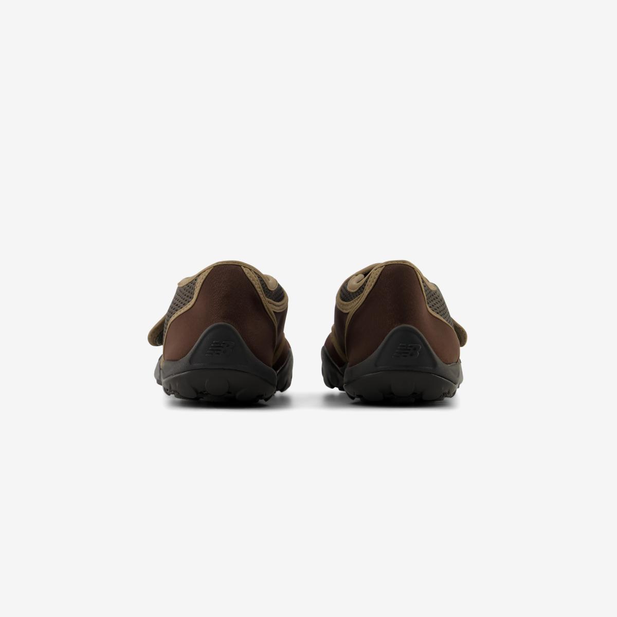 (85)Brown