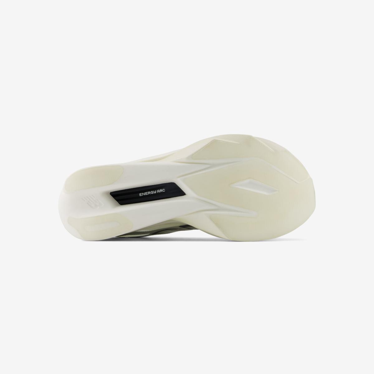 (39)Ivory