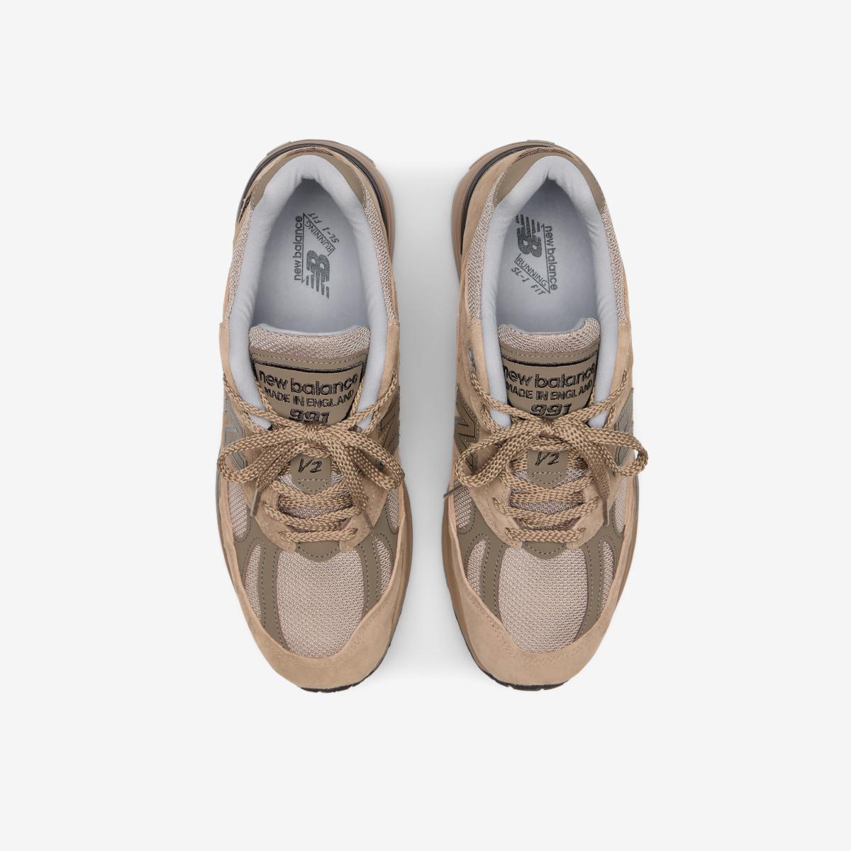 (35)Beige