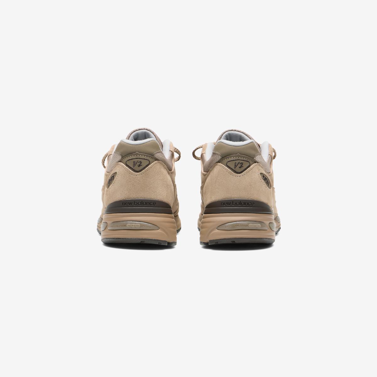 (35)Beige
