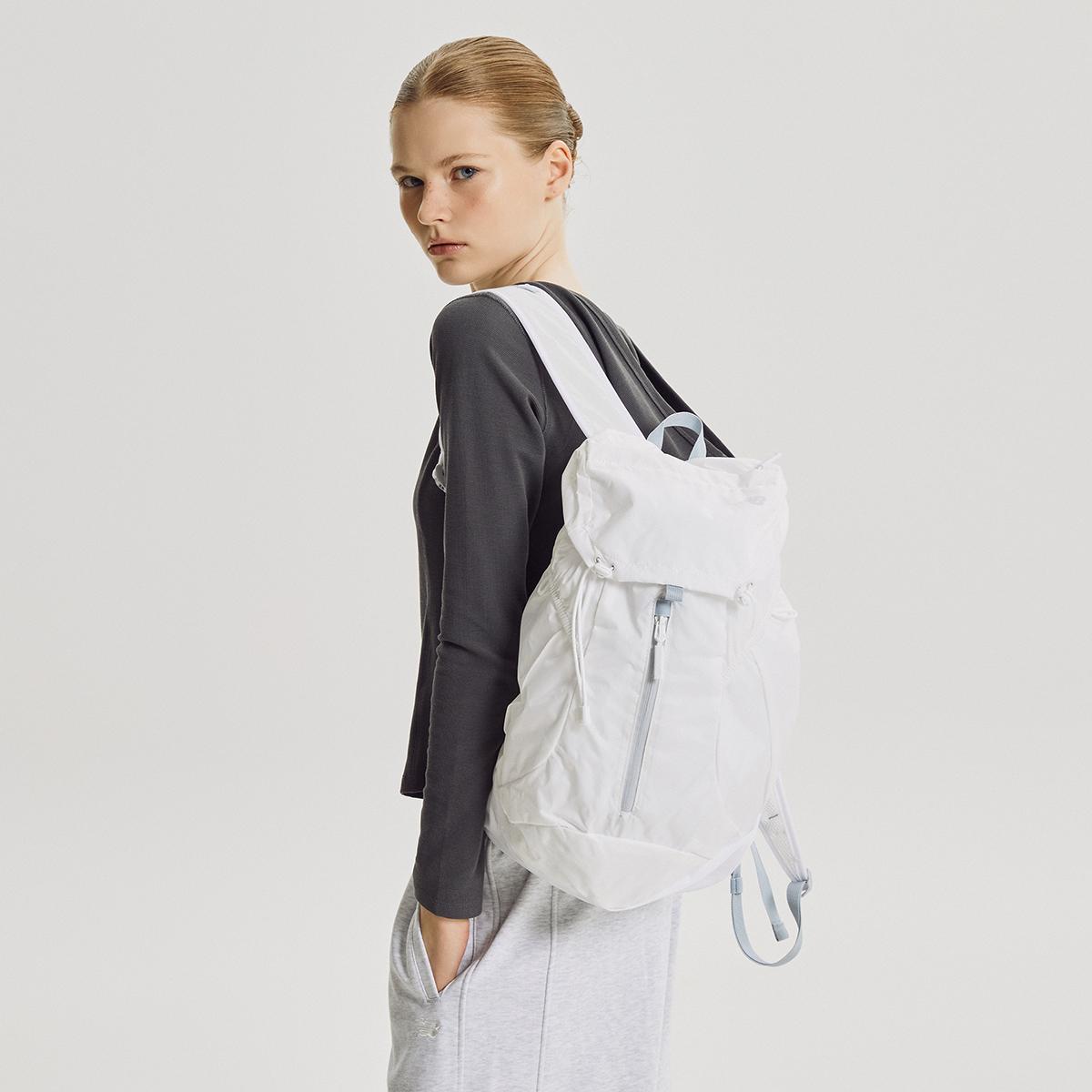 (10)White