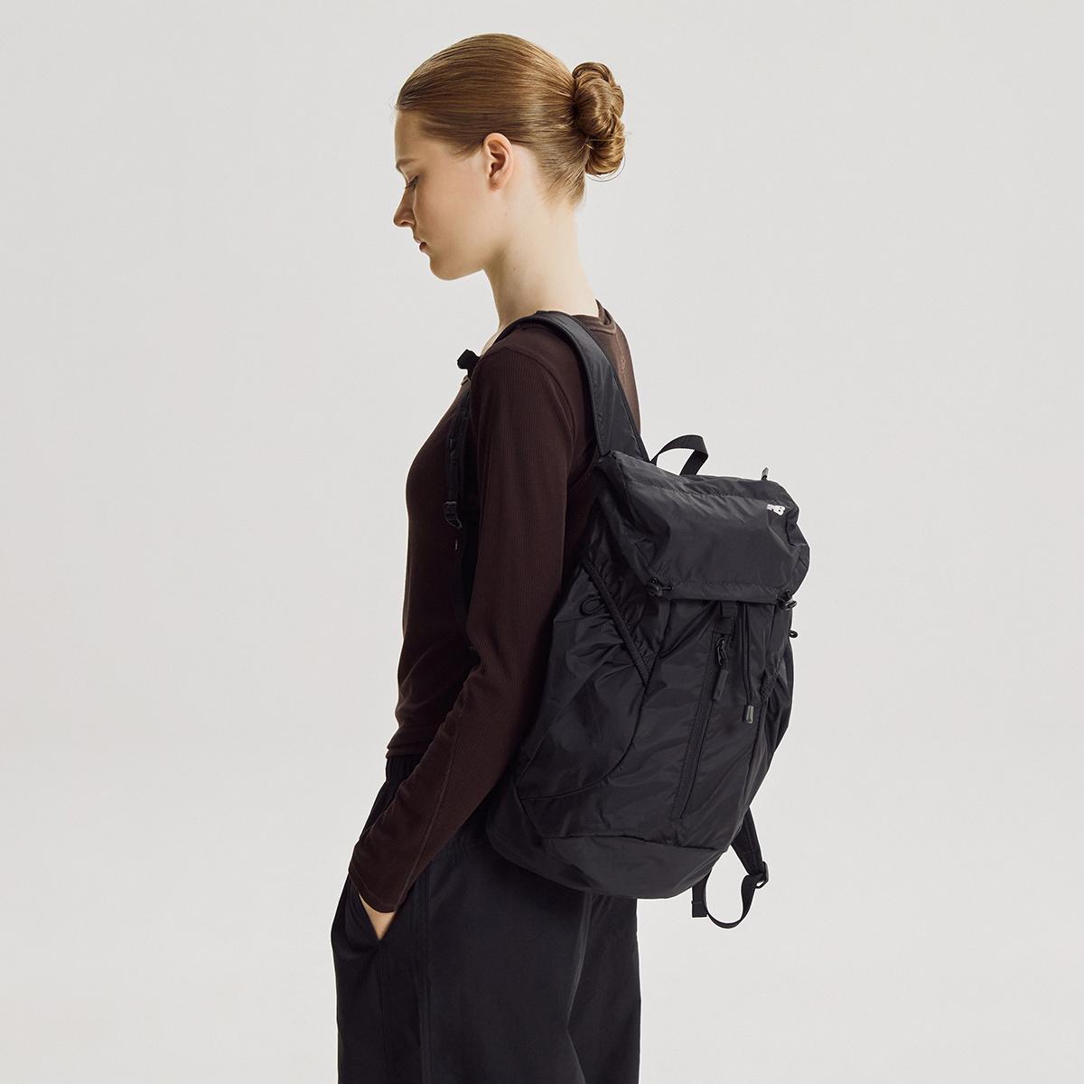 (19)Black
