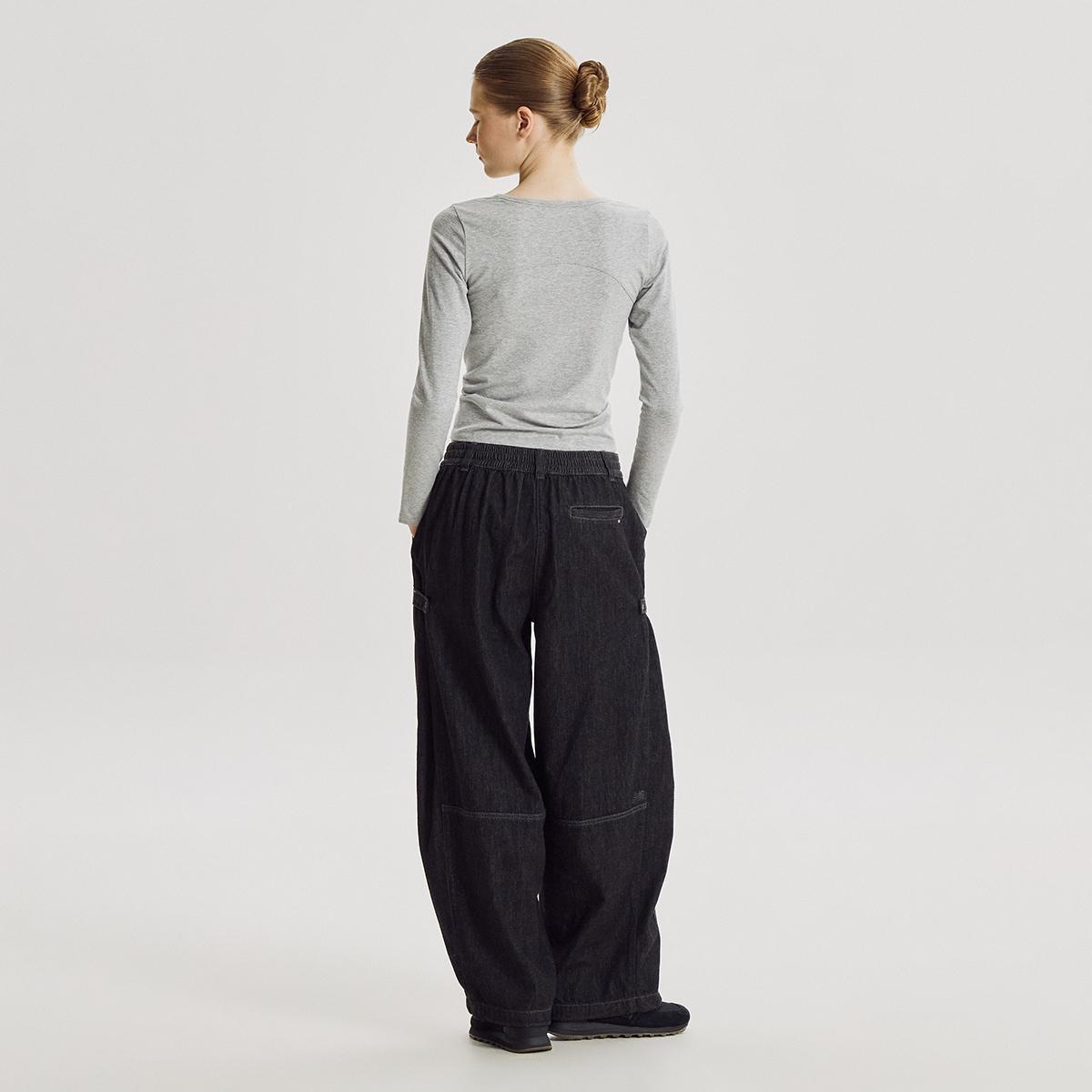 (19)Black