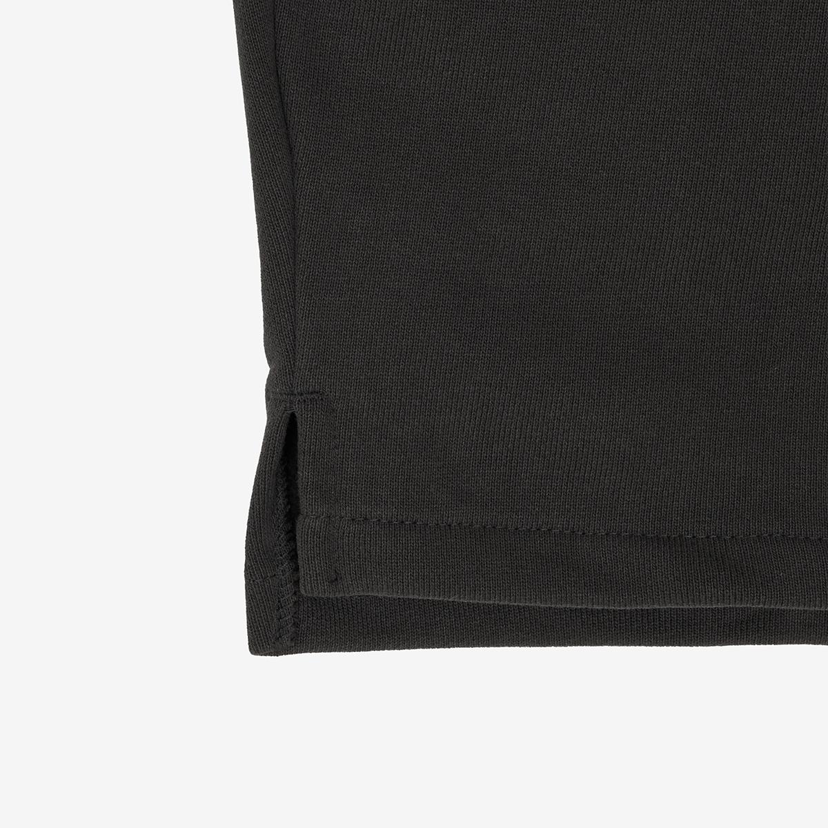 (19)Black