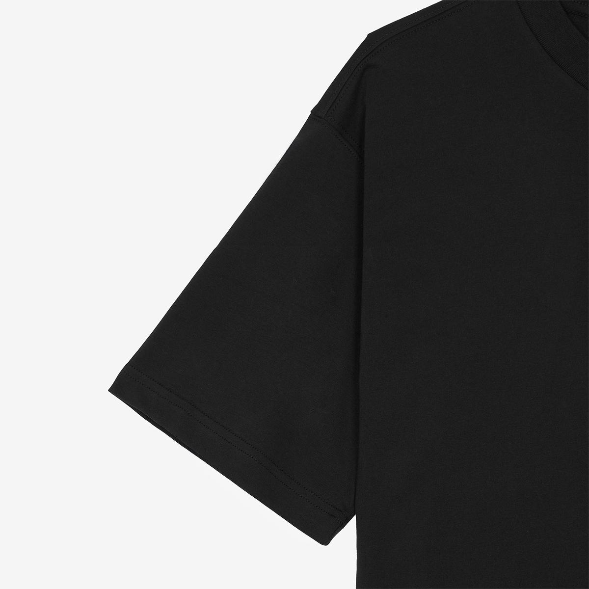 (19)Black