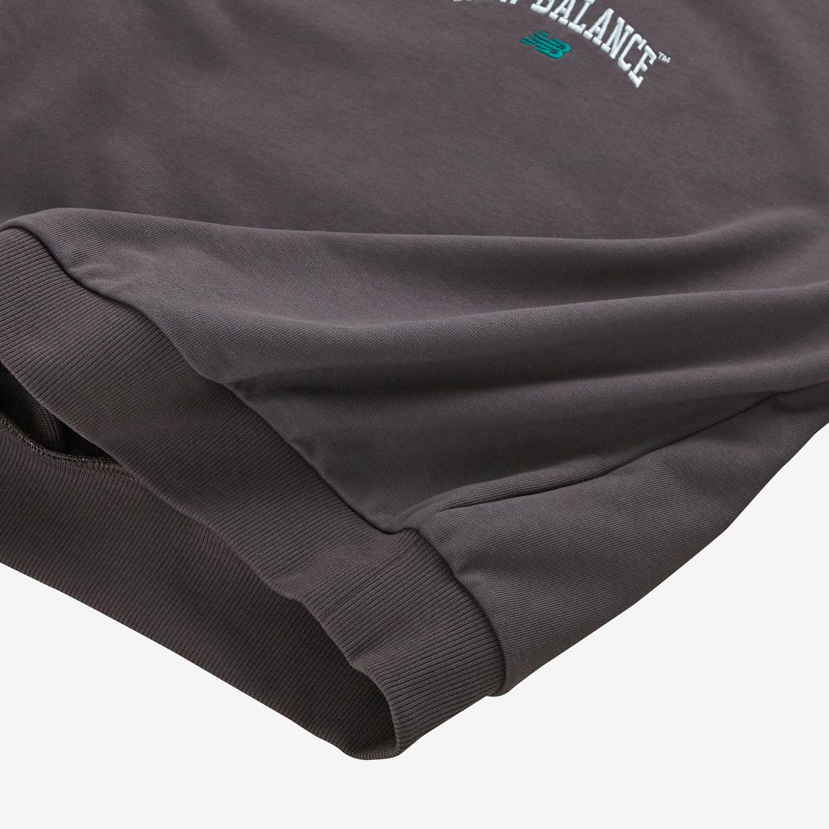 (60)Charcoal