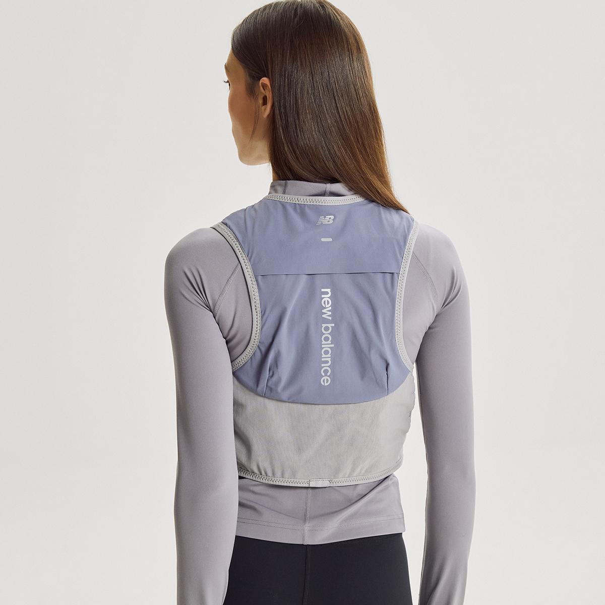 (83)Greyish Blue