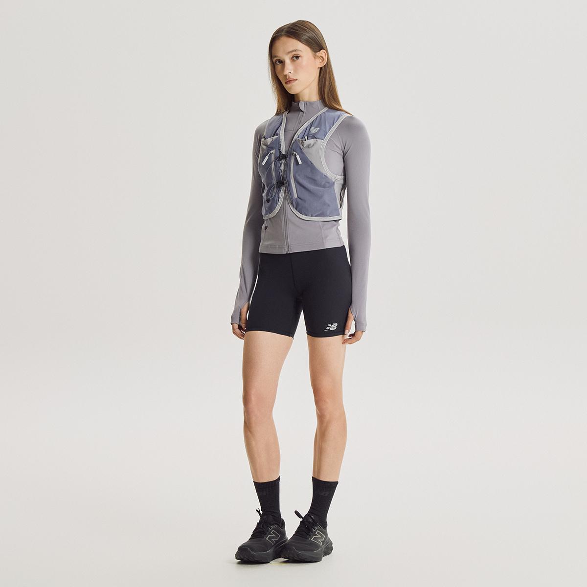 (83)Greyish Blue