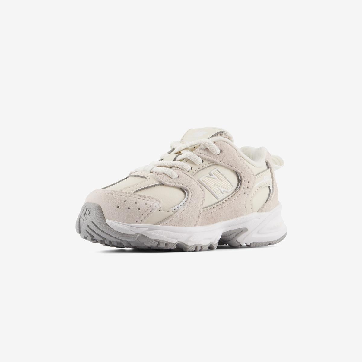 (35)Beige