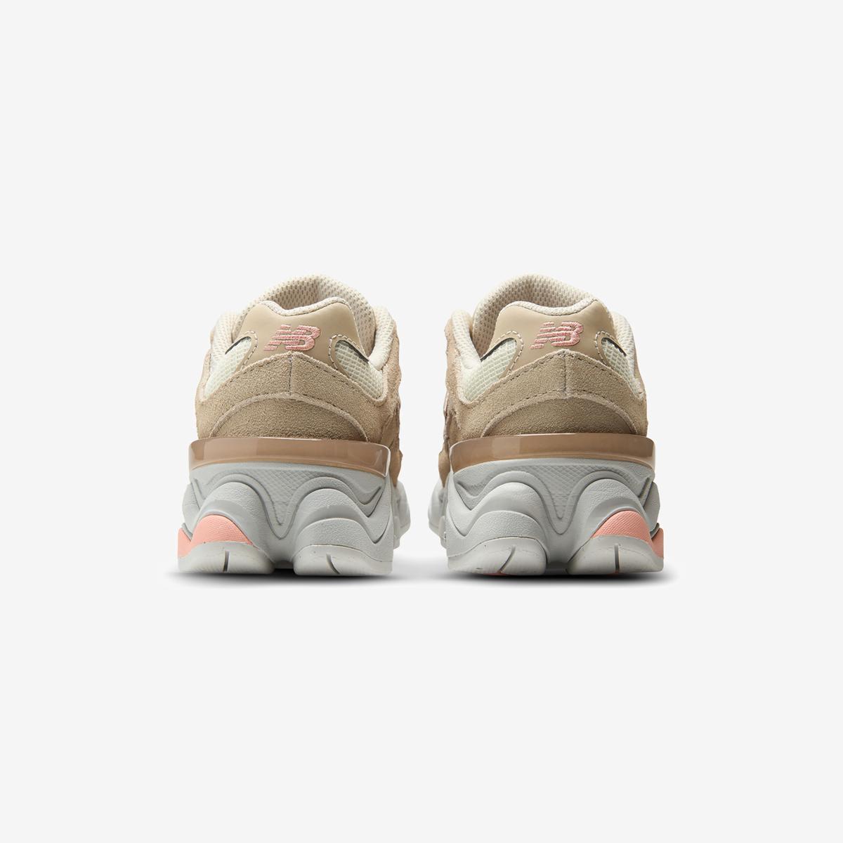 (35)Beige