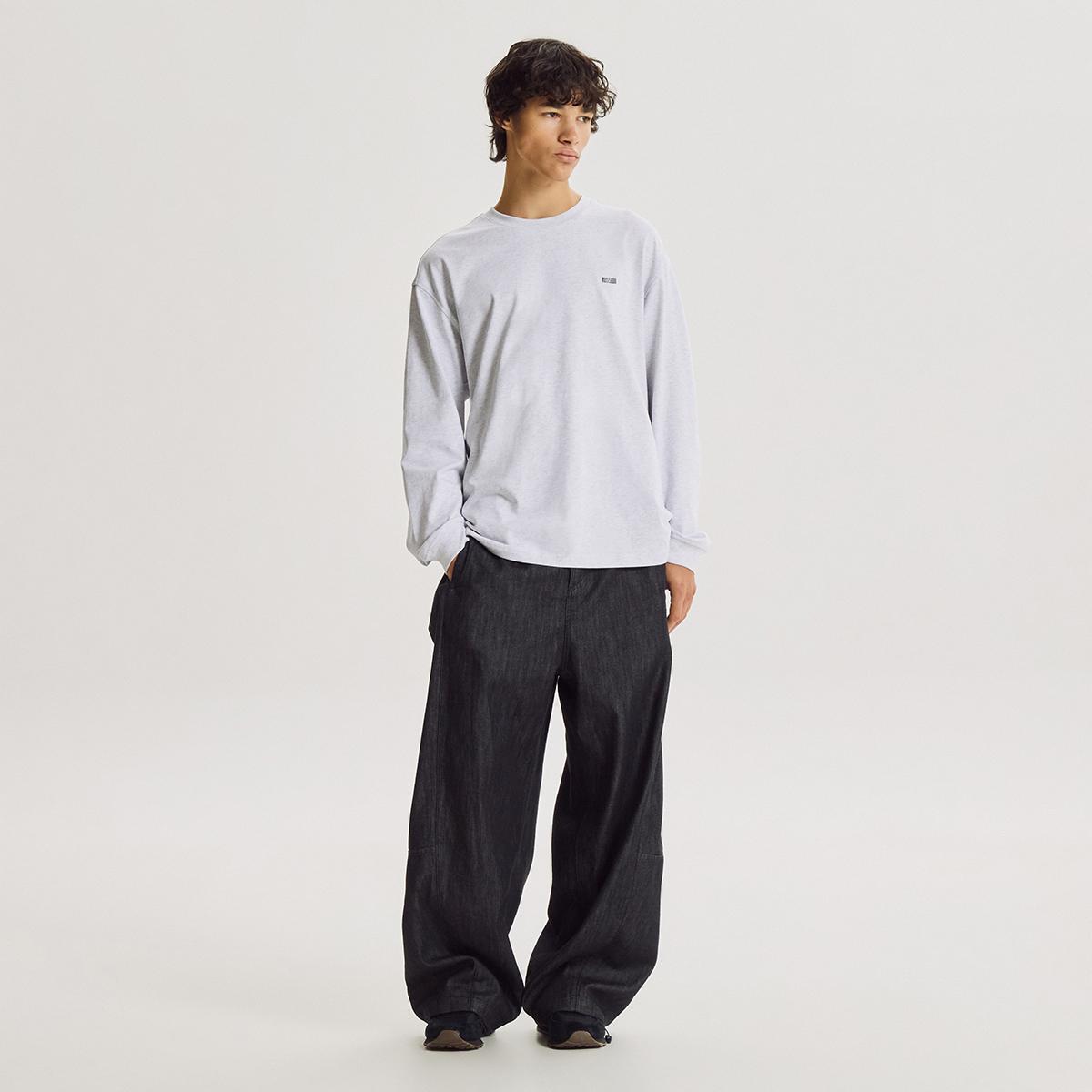 (16)Light Gray
