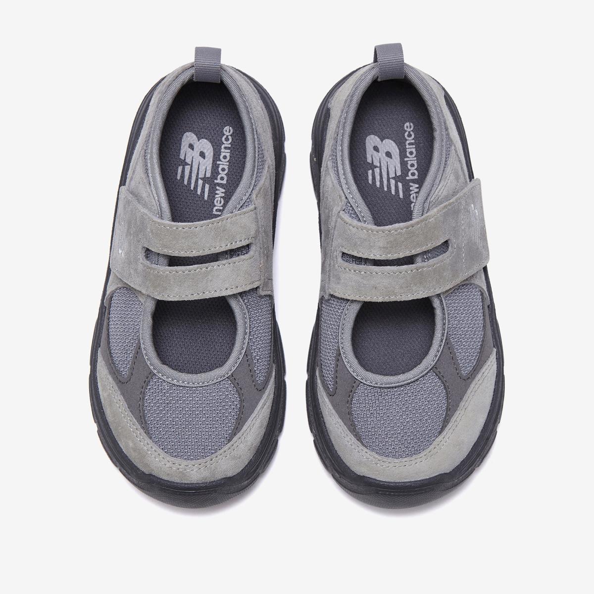 (15)Gray