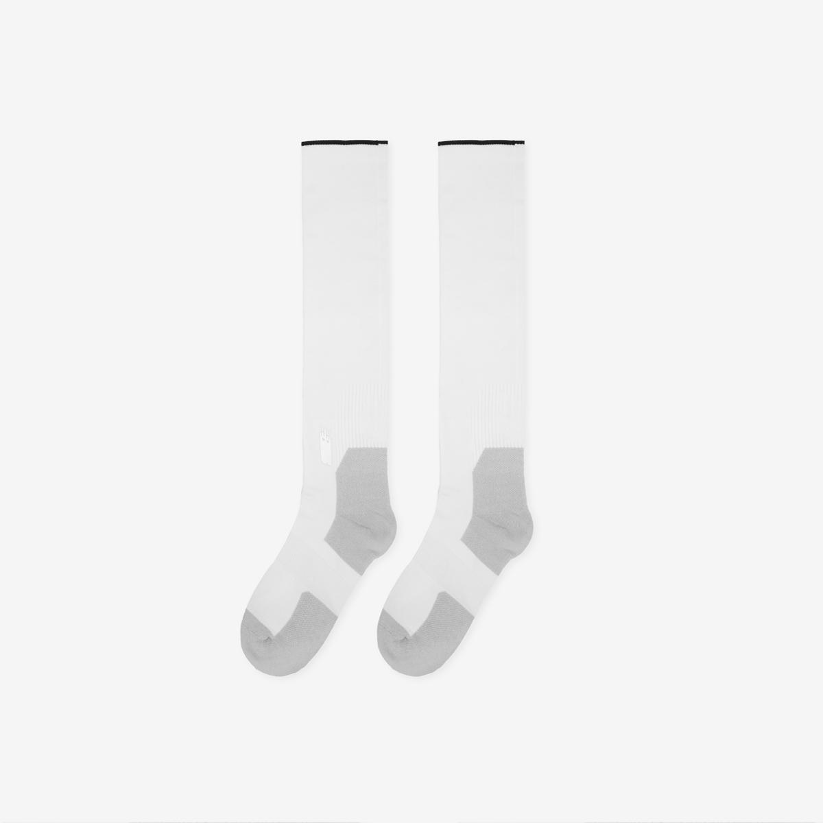 (10)White