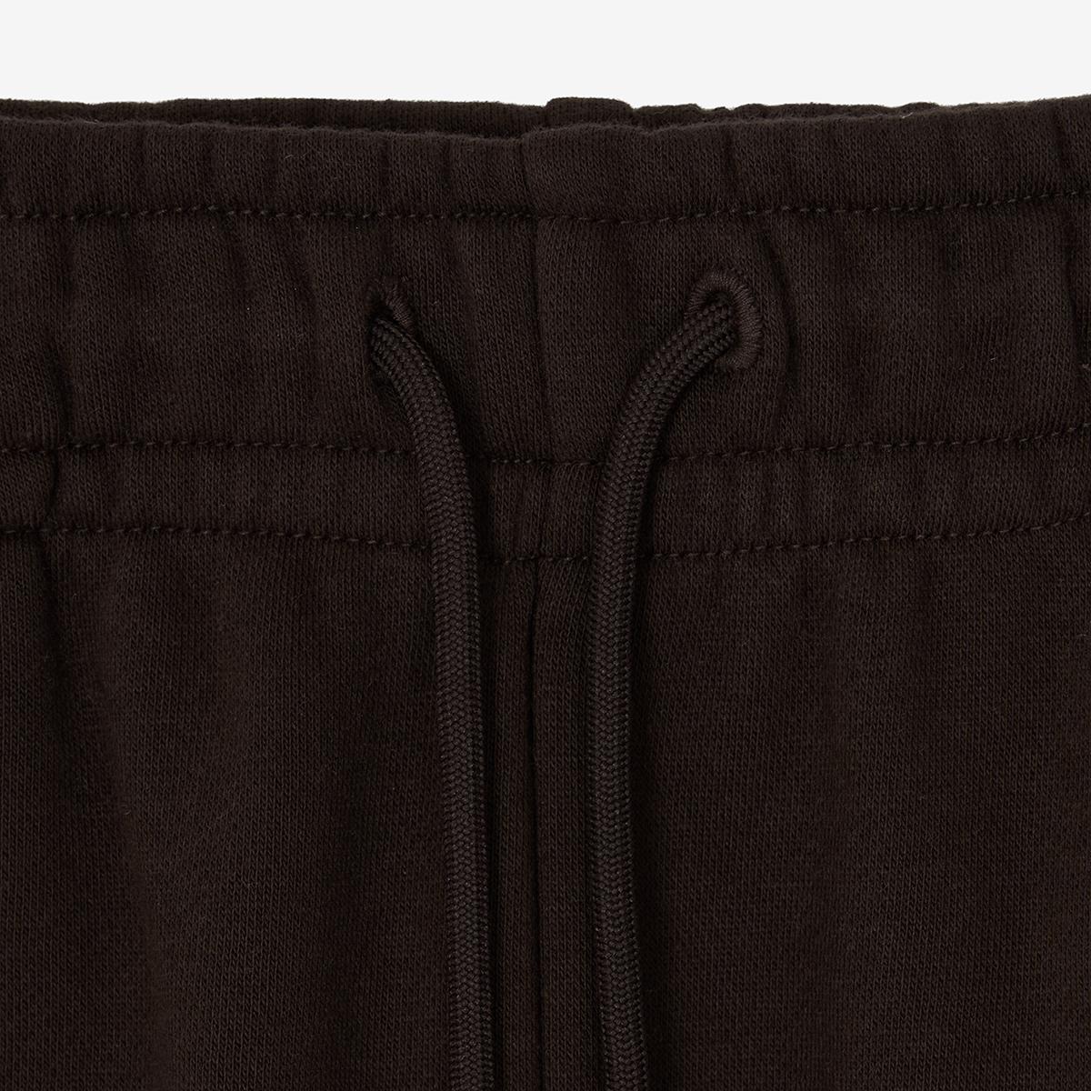 (85)Brown