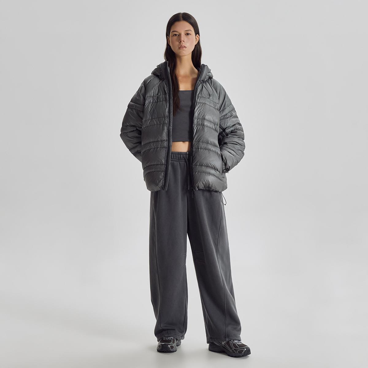 (60)Charcoal