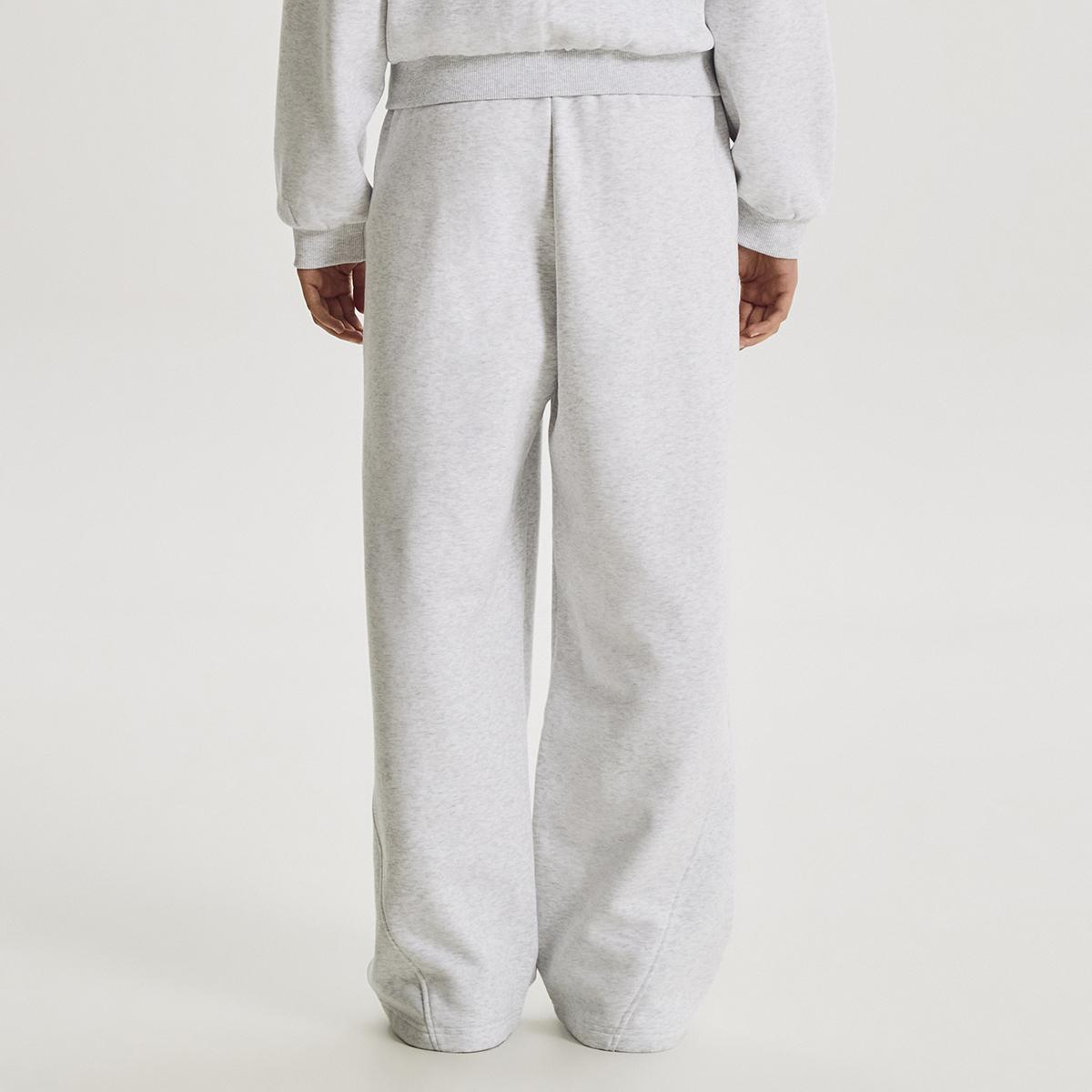 (16)Light Gray