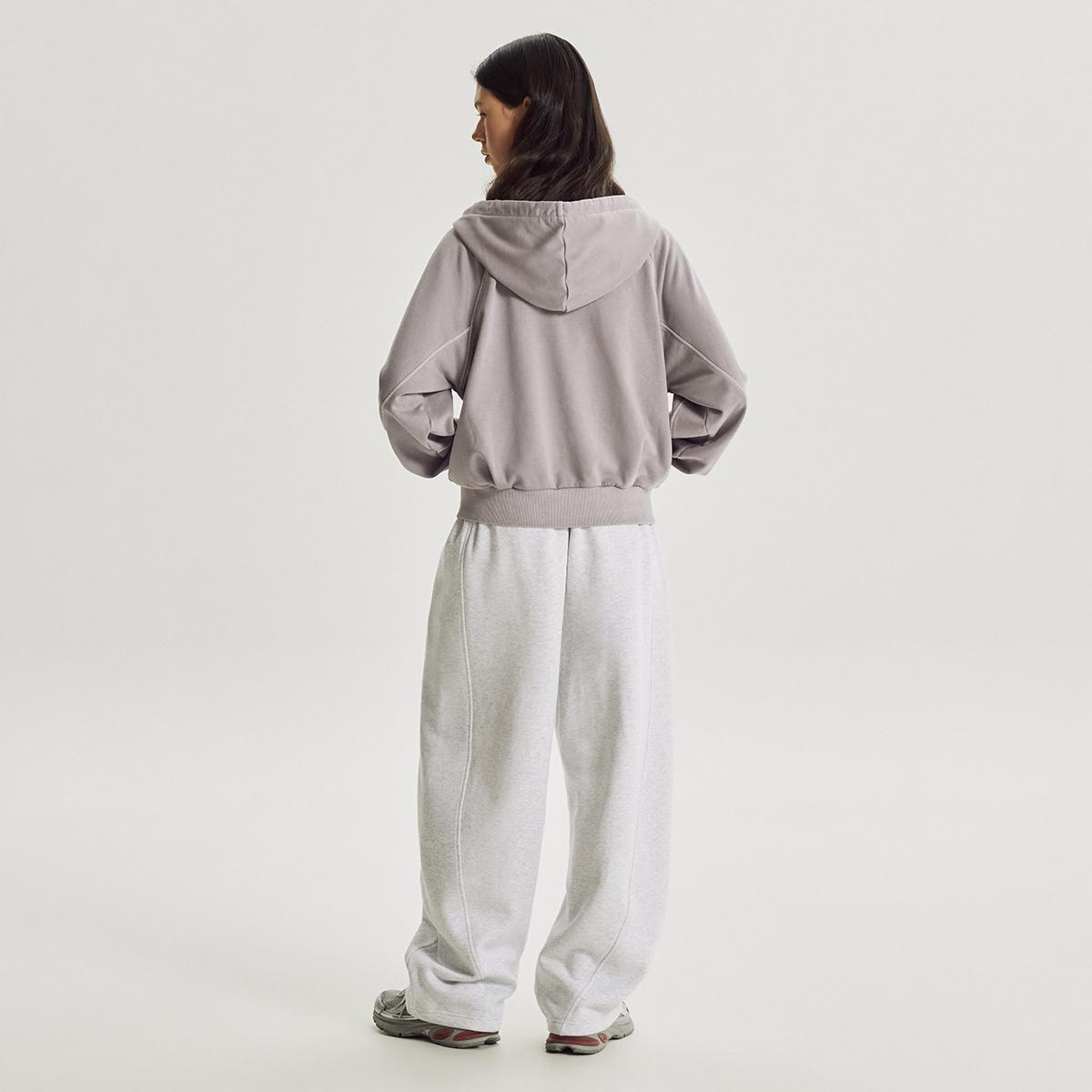(16)Light Gray