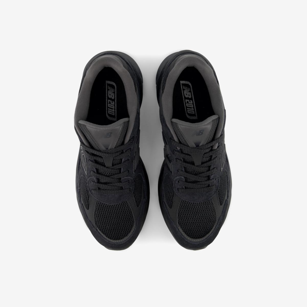 (19)Black