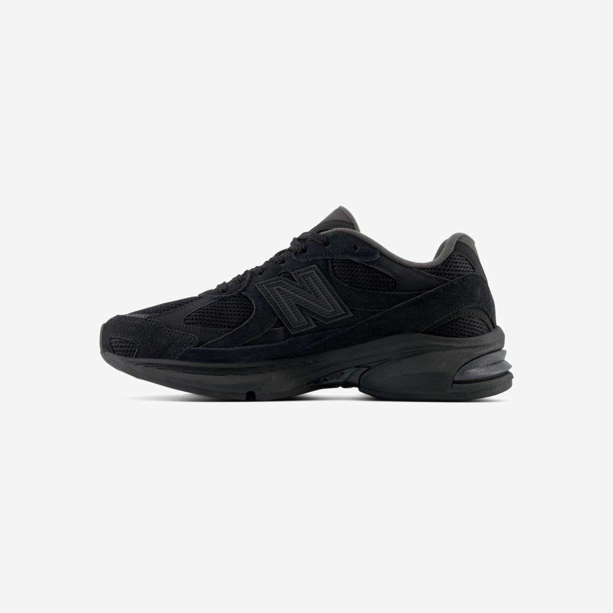 (19)Black