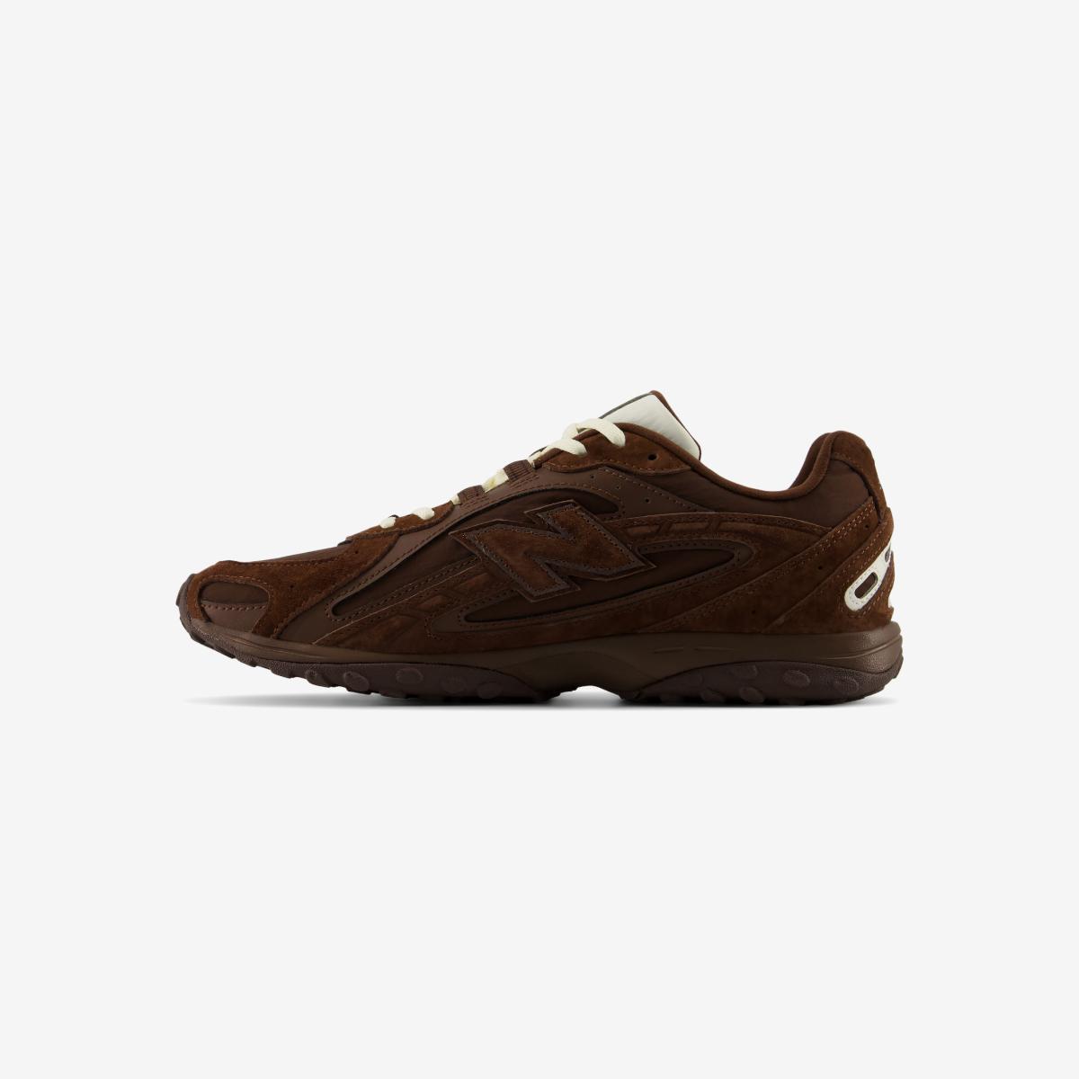 (85)Brown