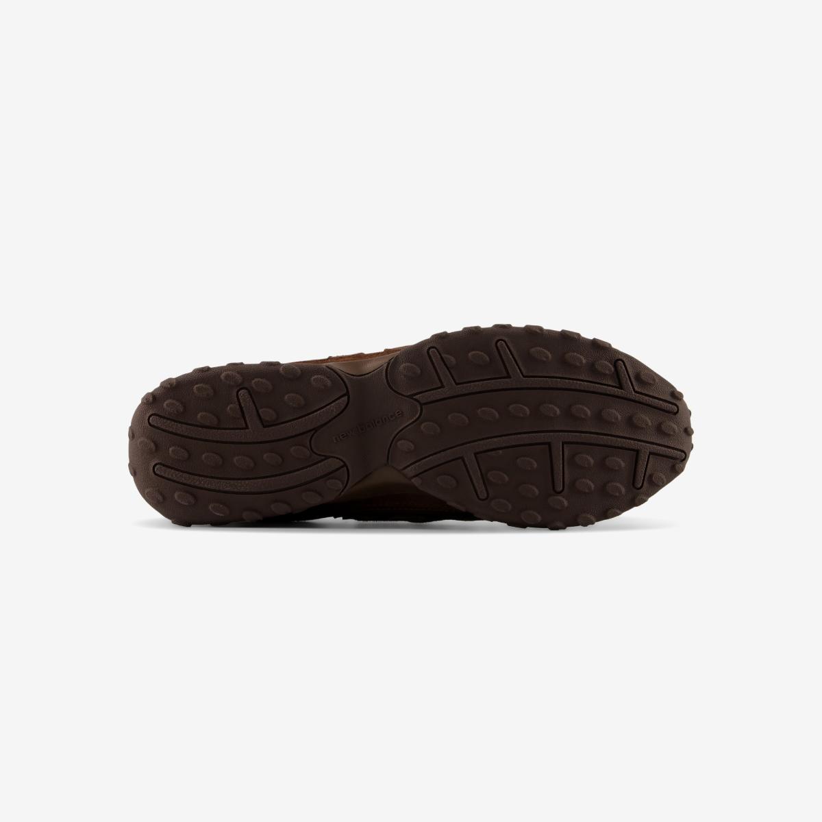 (85)Brown