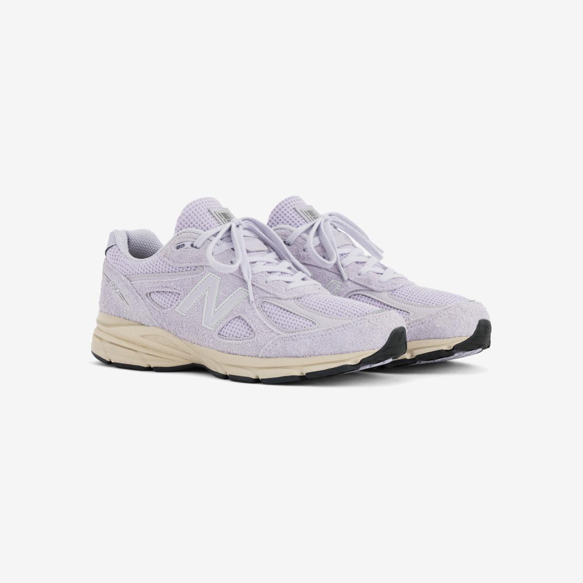 (70)Violet