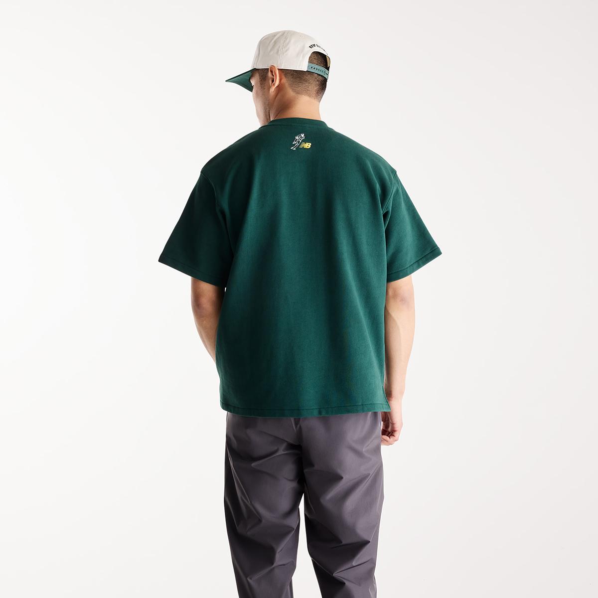 (40)Green
