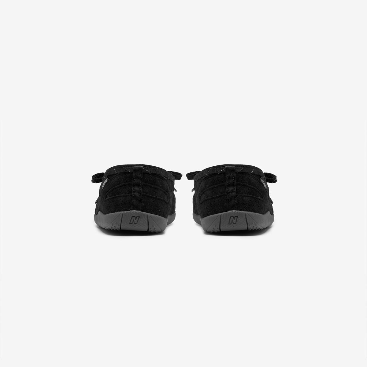 (19)Black