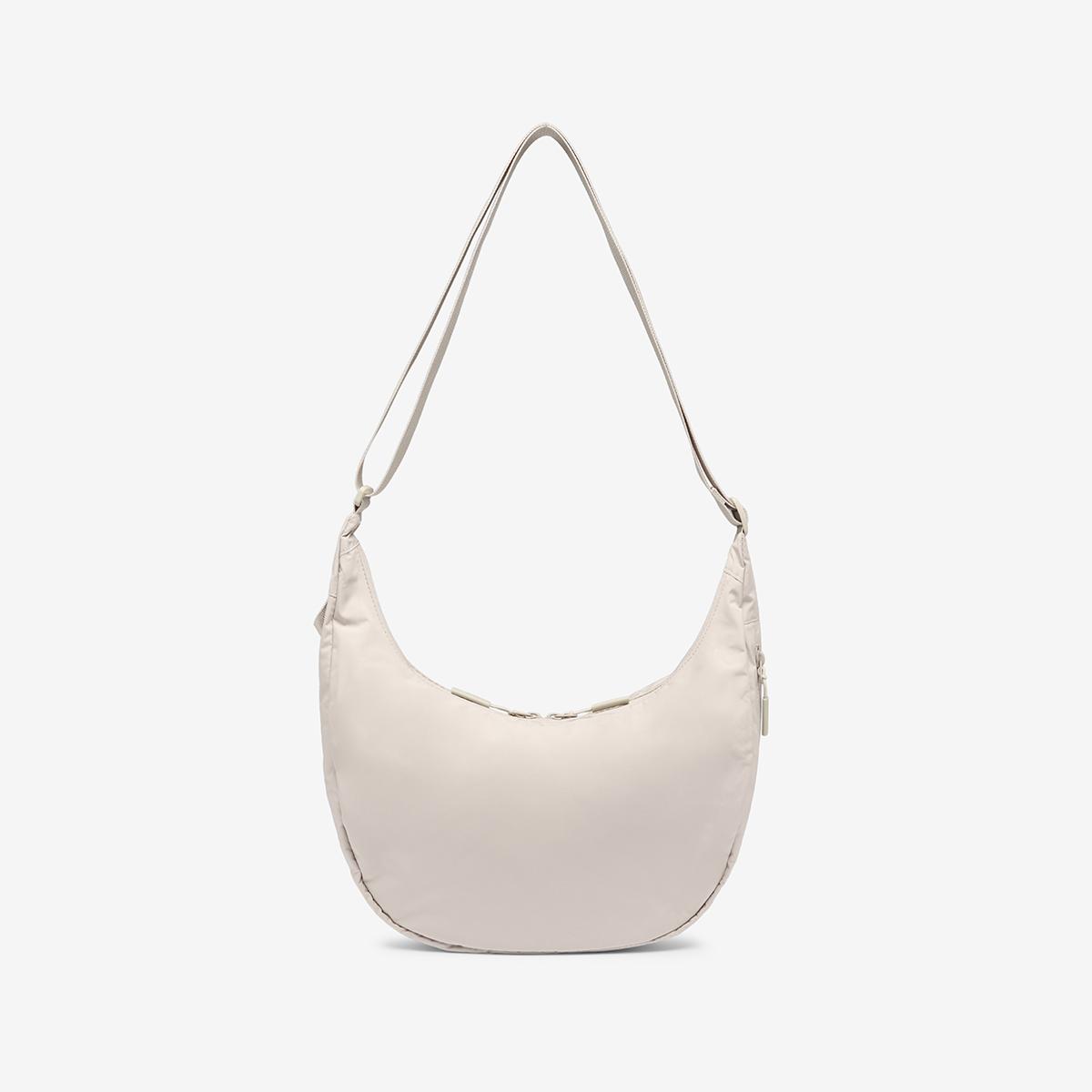 (35)Beige
