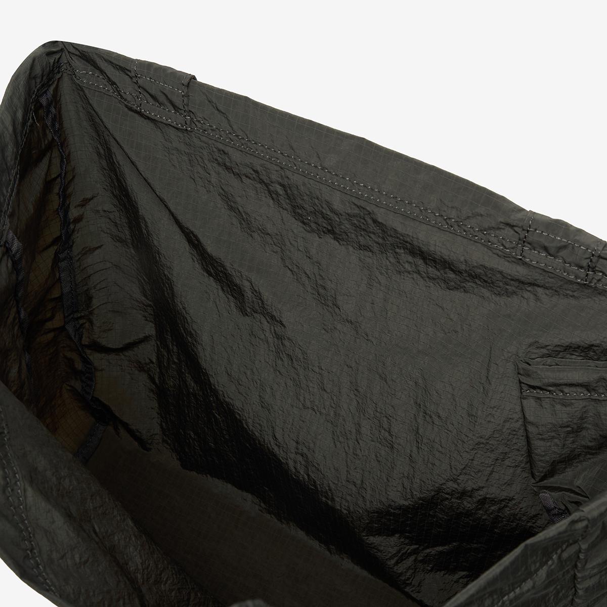 (60)Charcoal