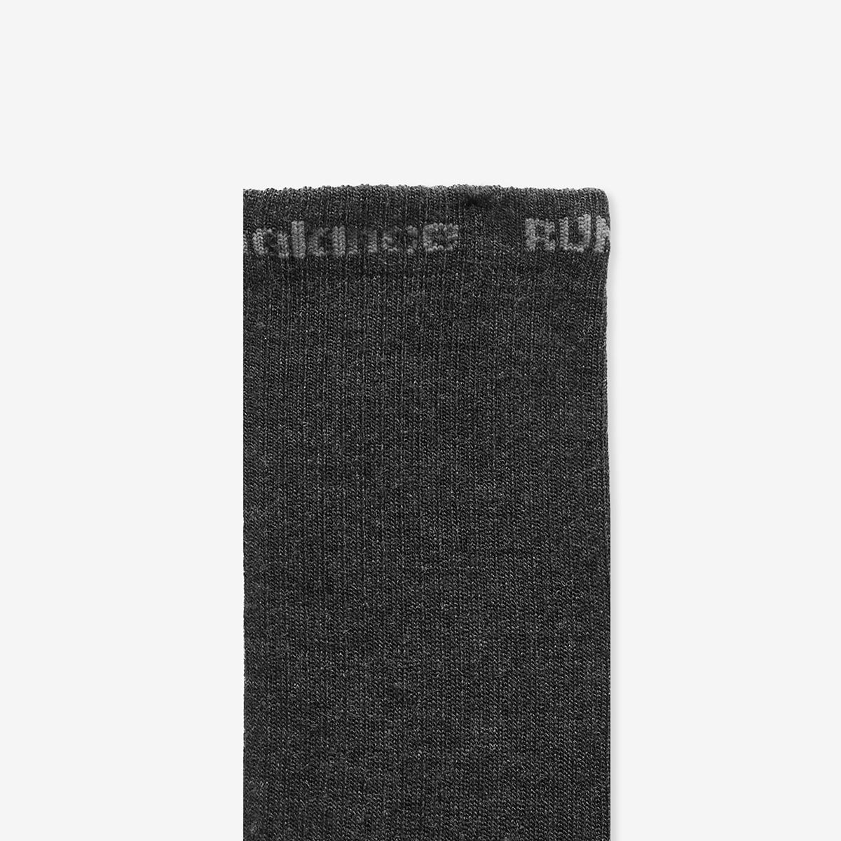(19)Black