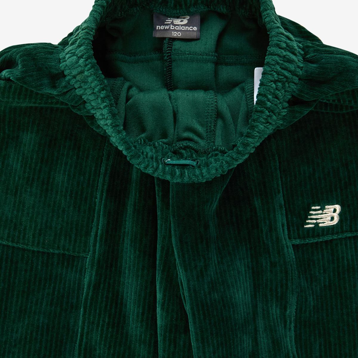 (40)Green