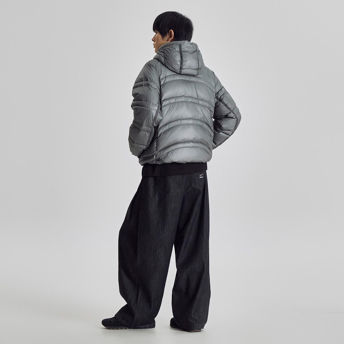 (60)Charcoal