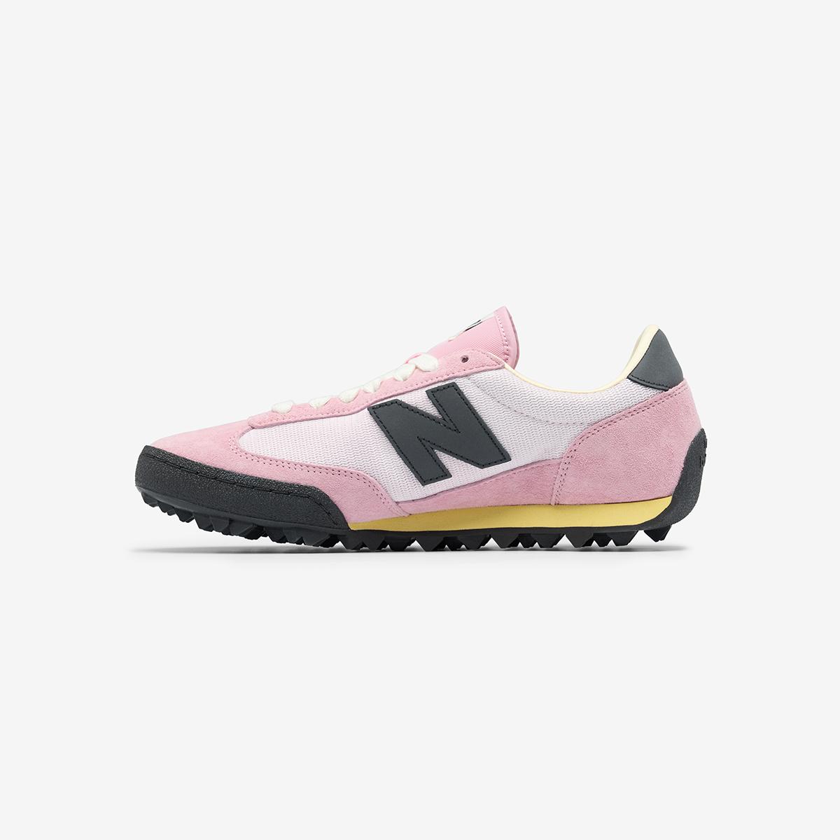 (25)Pink