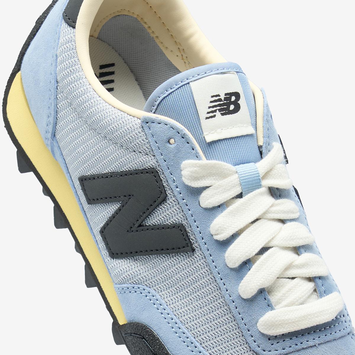 (50)Blue