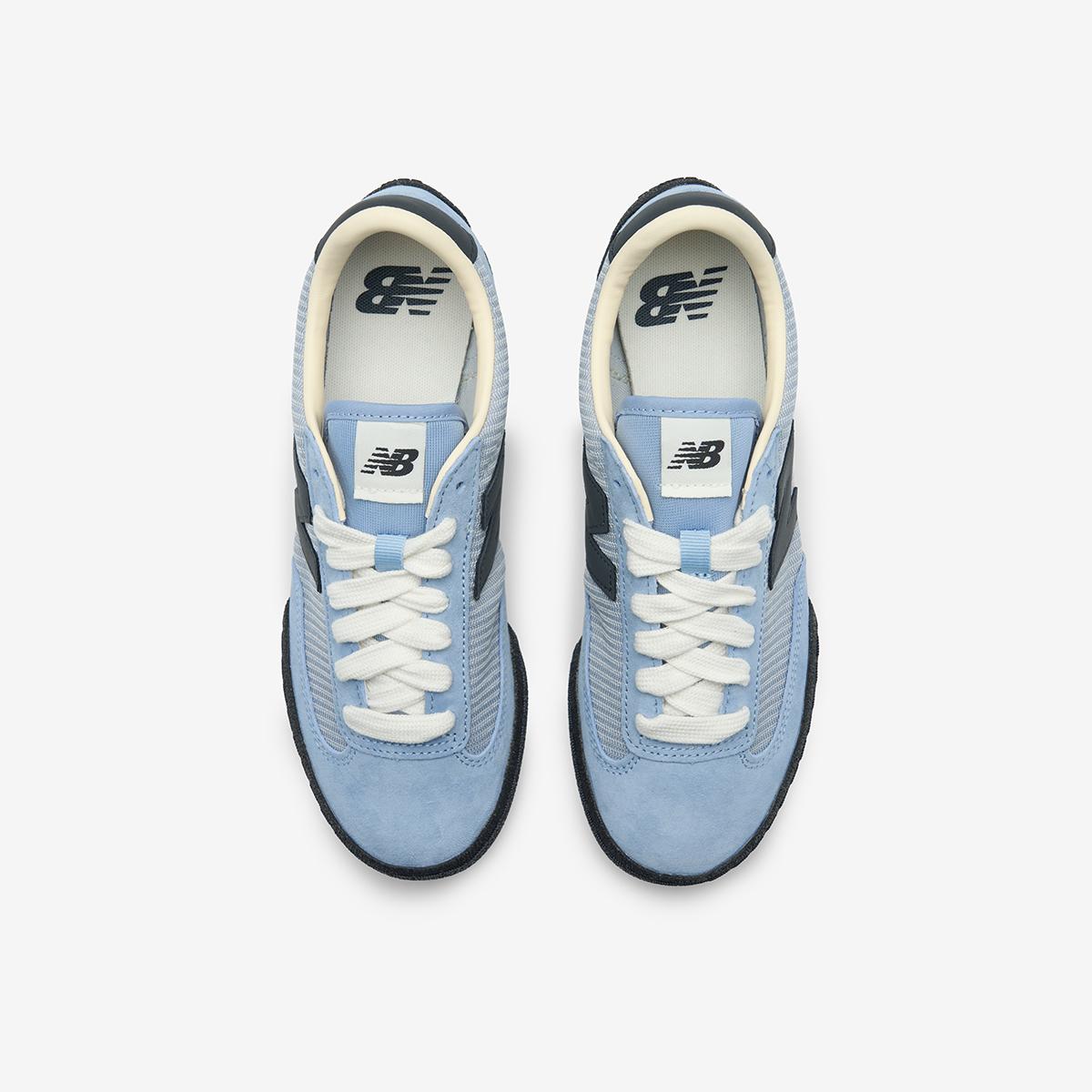 (50)Blue