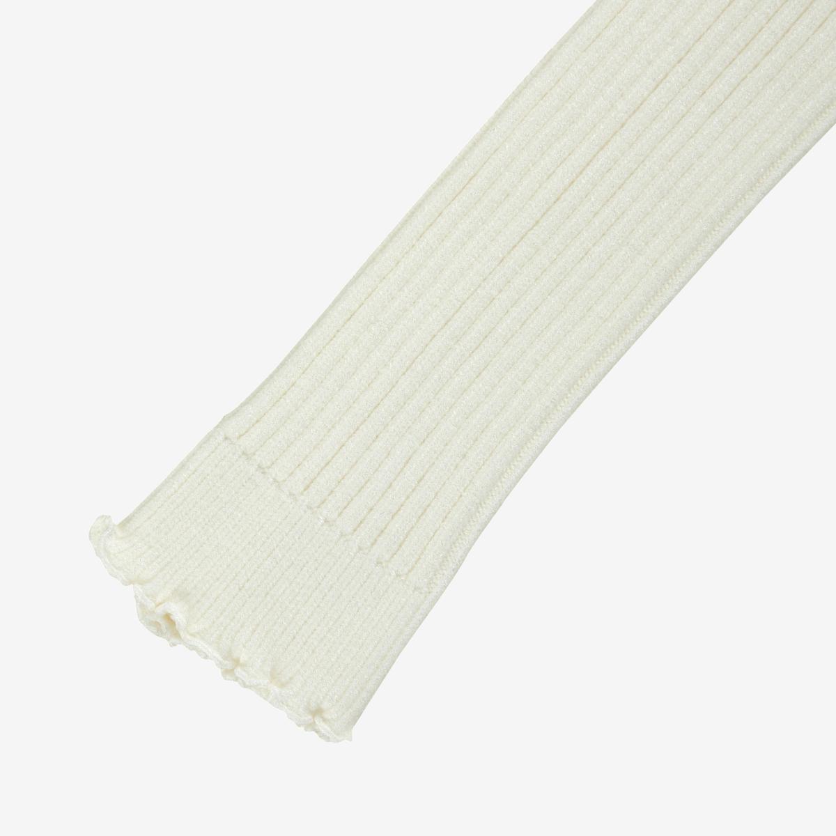 (39)Ivory