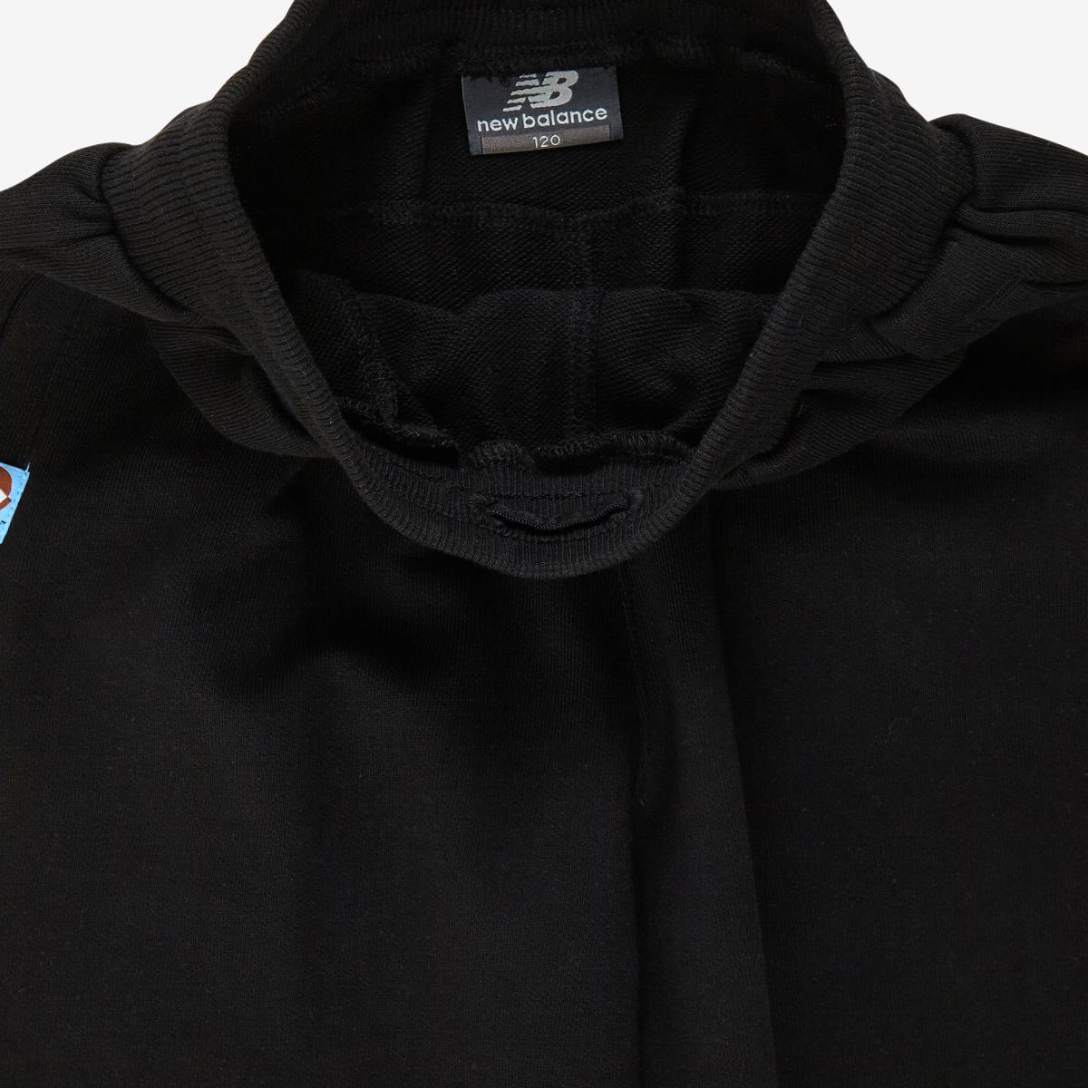 (19)Black