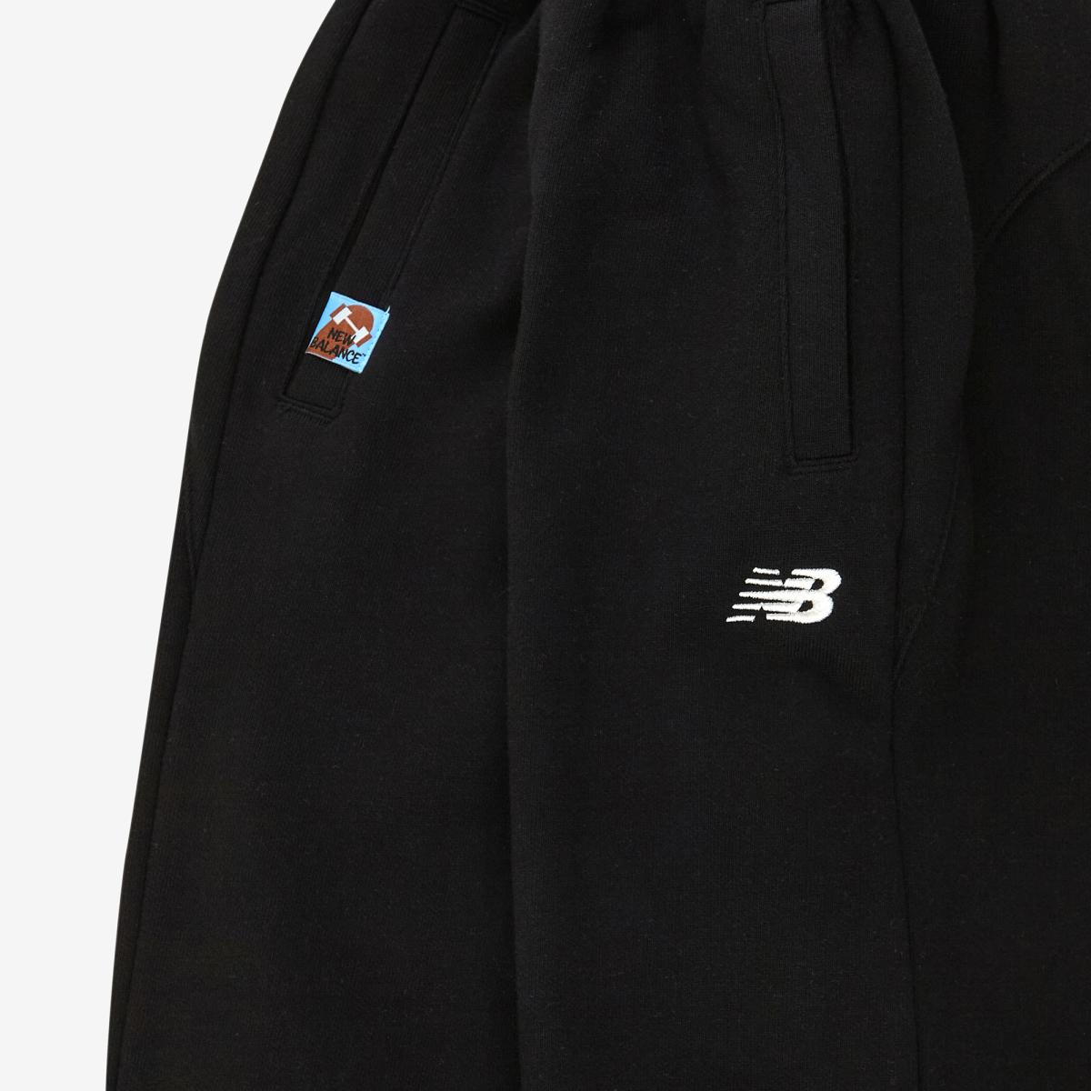 (19)Black