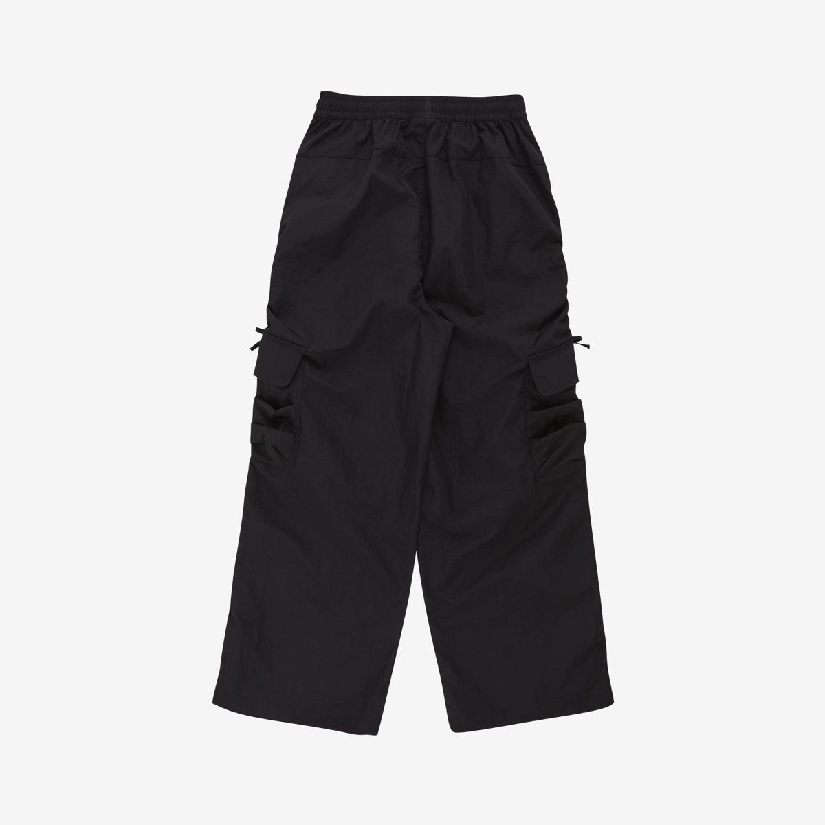 (19)Black