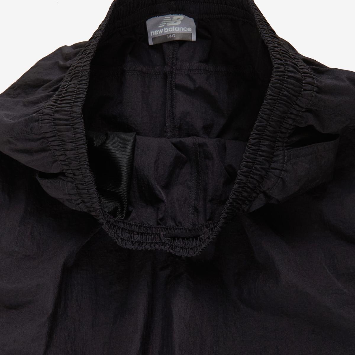 (19)Black