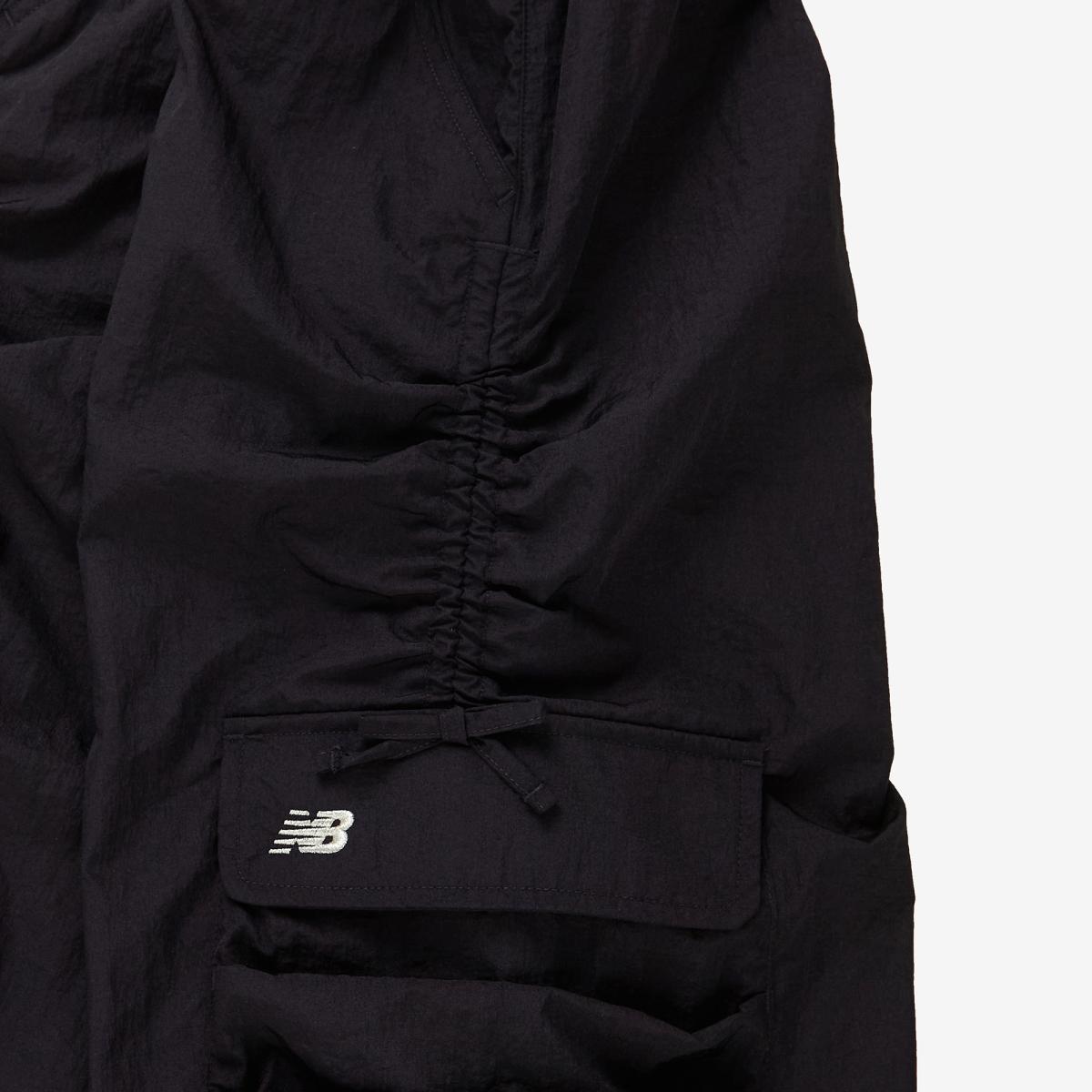 (19)Black
